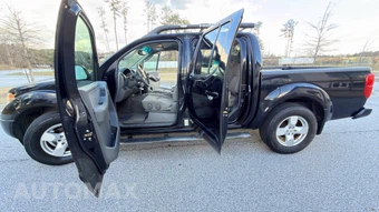 2005 Nissan Frontier LE Crew Cab Medium Bed - miniatura 18