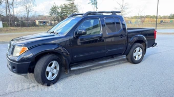 2005 Nissan Frontier LE Crew Cab Medium Bed - miniatura 5
