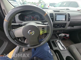 2005 Nissan Frontier NISMO Crew Cab Medium Bed - miniatura 11