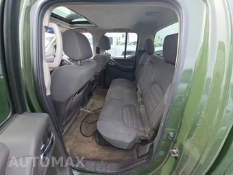 2005 Nissan Frontier NISMO Crew Cab Medium Bed - miniatura 13
