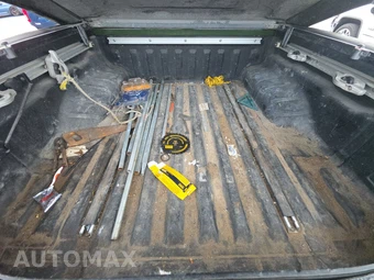 2005 Nissan Frontier NISMO Crew Cab Medium Bed - miniatura 16