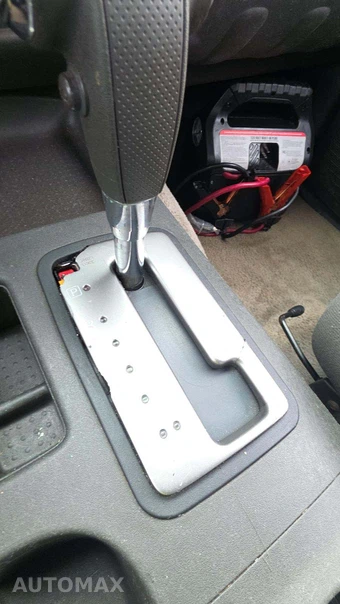 2005 Nissan Frontier NISMO Crew Cab Medium Bed - miniatura 30