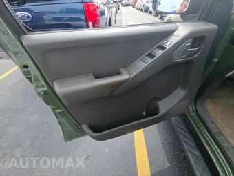2005 Nissan Frontier NISMO Crew Cab Medium Bed - miniatura 9