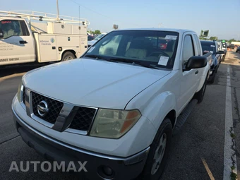 2005 Nissan Frontier SE Extended Cab Medium Bed