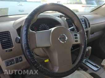2005 Nissan Frontier SE Extended Cab Medium Bed – miniatura 10