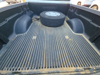 2005 Nissan Frontier SE Extended Cab Medium Bed – miniatura 16