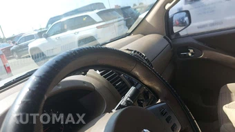2005 Nissan Frontier SE Extended Cab Medium Bed – miniatura 21