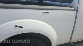 2005 Nissan Frontier SE Extended Cab Medium Bed – miniatura 28