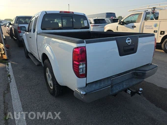 2005 Nissan Frontier SE Extended Cab Medium Bed – miniatura 6