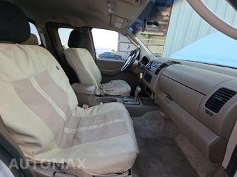 2005 Nissan Frontier SE Extended Cab Medium Bed – miniatura 8