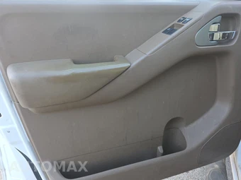 2005 Nissan Frontier SE Extended Cab Medium Bed – miniatura 9