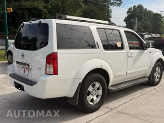 2005 Nissan Pathfinder SE - miniatura 14