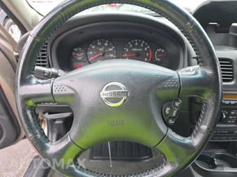 2005 Nissan Sentra 1.8 S – miniatura 10