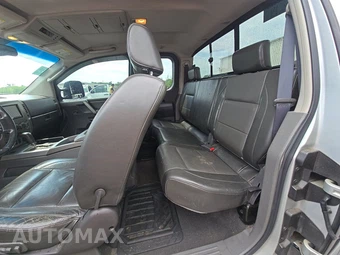 2005 Nissan TITAN LE Extended Cab Medium Bed - miniatura 13
