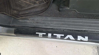 2005 Nissan TITAN LE Extended Cab Medium Bed - miniatura 46