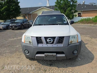 2005 Nissan Xterra S – miniatura 2