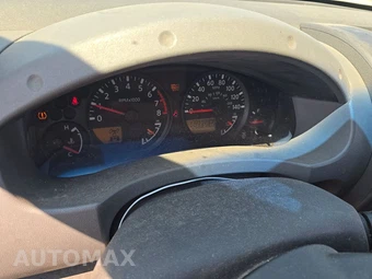 2005 Nissan Xterra S – miniatura 12