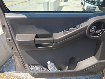 2005 Nissan Xterra S – miniatura 9