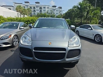 2005 Porsche Cayenne Turbo – miniatura 2