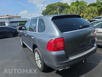 2005 Porsche Cayenne Turbo – miniatura 6