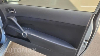2005 Scion tC – miniatura 11