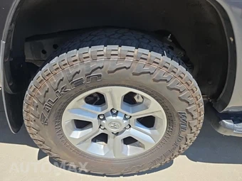 2005 Toyota 4Runner Sport – miniatura 10