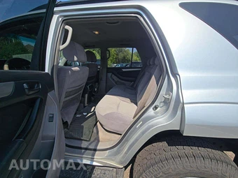 2005 Toyota 4Runner SR5 – miniatura 10