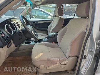 2005 Toyota 4Runner SR5 – miniatura 13