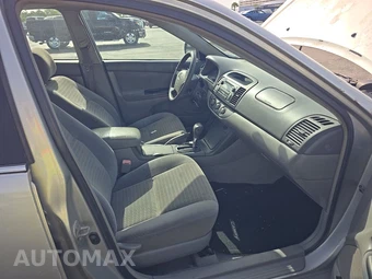 2005 Toyota Camry – miniatura 8