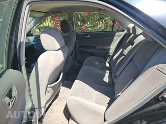 2005 Toyota Camry – miniatura 13