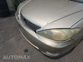 2005 Toyota Camry LE – miniatura 21