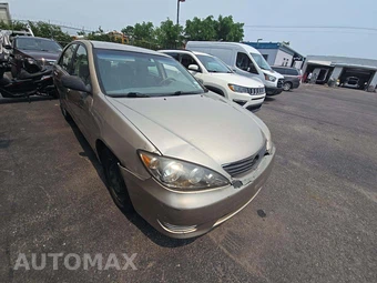 2005 Toyota Camry LE – miniatura 4