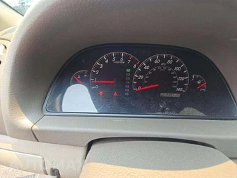 2005 Toyota Camry LE – miniatura 9