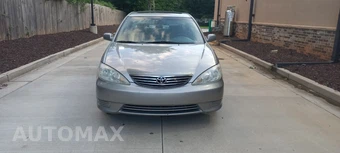 2005 Toyota Camry LE - miniatura 2