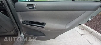 2005 Toyota Camry LE - miniatura 20