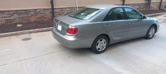 2005 Toyota Camry LE - miniatura 4