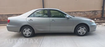 2005 Toyota Camry LE - miniatura 9