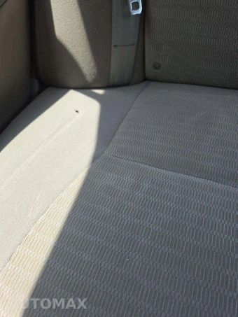 2005 Toyota Camry LE – miniatura 21