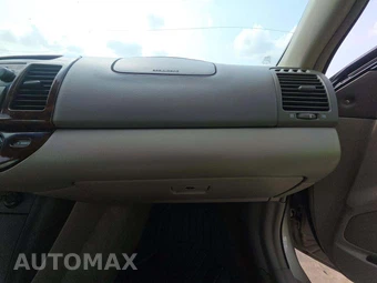 2005 Toyota Camry LE - miniatura 16