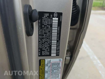 2005 Toyota Camry LE - miniatura 2