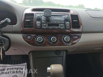 2005 Toyota Camry LE - miniatura 7