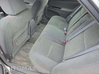 2005 Toyota Camry LE – miniatura 12