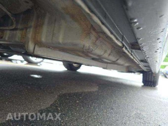 2005 Toyota Camry LE – miniatura 16