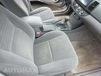 2005 Toyota Camry LE – miniatura 17
