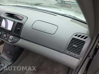 2005 Toyota Camry LE – miniatura 18
