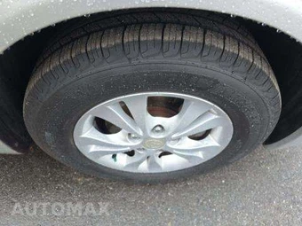 2005 Toyota Camry LE – miniatura 25