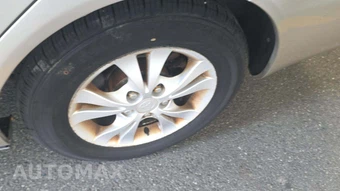 2005 Toyota Camry LE – miniatura 29