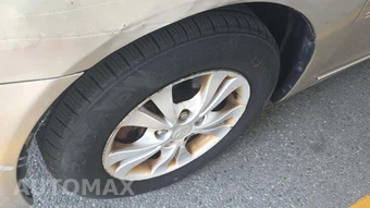2005 Toyota Camry LE – miniatura 36