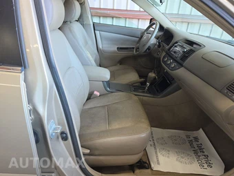 2005 Toyota Camry LE – miniatura 8