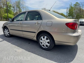 2005 Toyota Corolla CE - miniatura 6